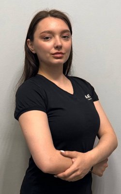 Инструктор групповых программ Власова  Инна