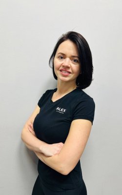 Инструктор групповых программ Ковкова Анна