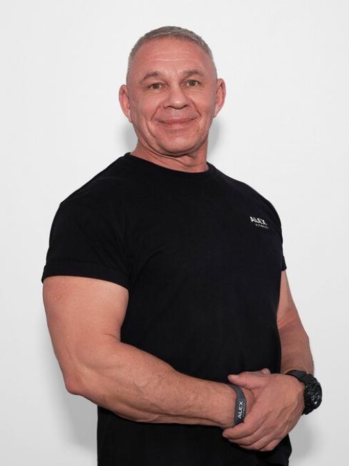  Кузнецов Мирослав